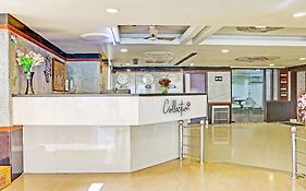 Collection O Hotel Golden Way
